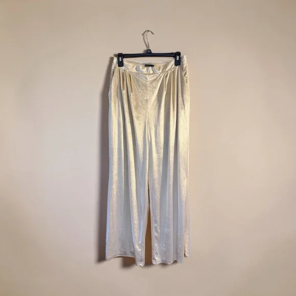 Christian Lacroix Velvet Cream Wide-Leg Pants - Picture 7 of 9